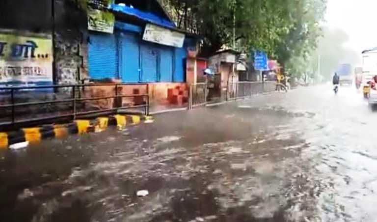 Waterlogging in several parts of Mumbai after heavy rains