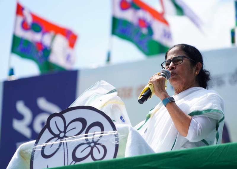 'If probe proves I have encroached on any property illegally, you can bulldoze it': Mamata Banerjee after PIL over her relatives' assets