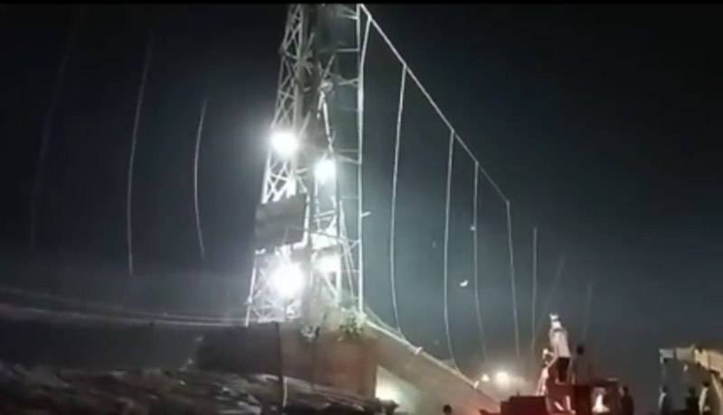Gujarat: Death toll in Morbi bridge collapse touches 130