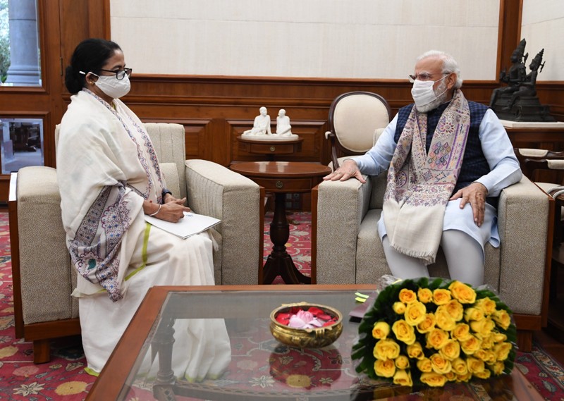 Mamata offers 'unconditional support' to PM Modi over India's stand on Russia-Ukraine war
