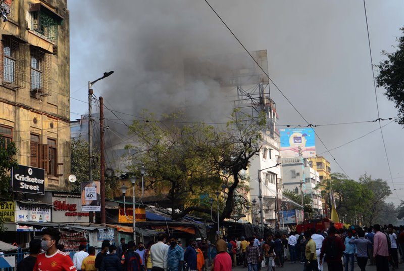 Massive fire breaks out at a cinema hall in Kolkata