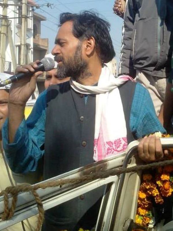 Kejriwal instructed to call AAP MLAs in Gadkari's name in 2013: Yogendra Yadav on viral video