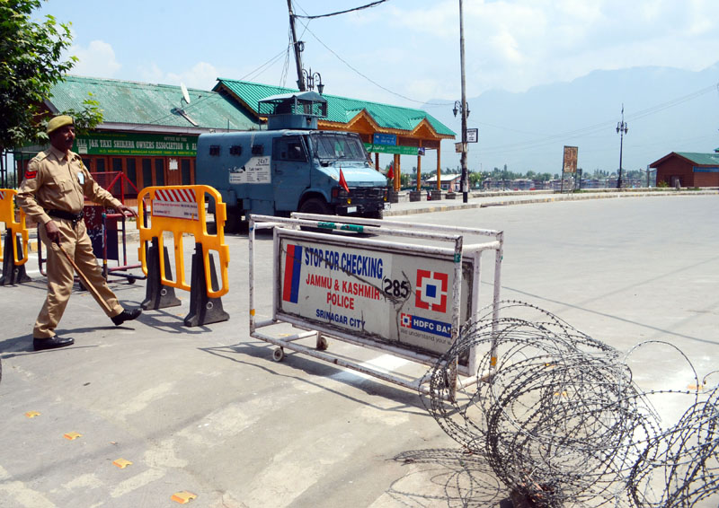 Kashmir: NIA raids in Srinagar