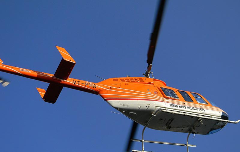 Mumbai: ONGC chopper makes emergency landing