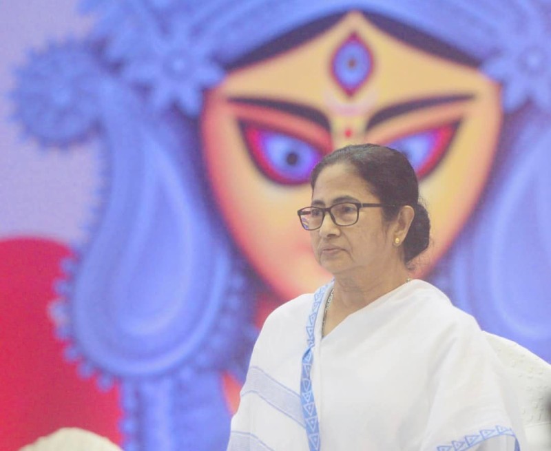Mamata Banerjee hikes Durga Puja grant, clubs to get Rs. 60K this year