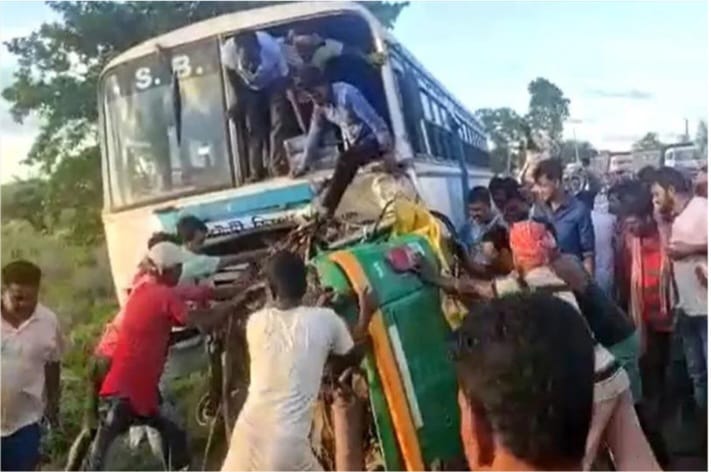 West Bengal: 9 dead in govt bus-autorickshaw collision in Birbhum