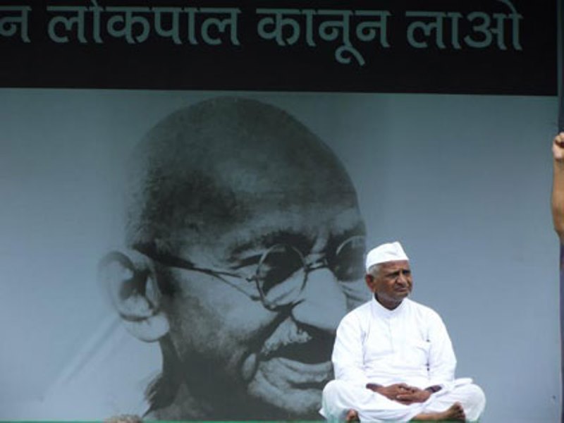 Social activist Anna Hazare threatens hunger strike over wine