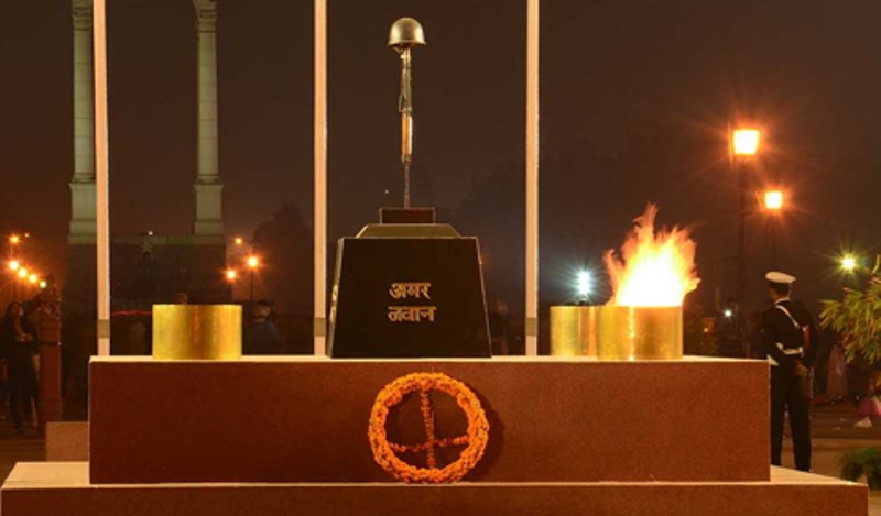 Inverted Rifle and Helmet, symbol of fallen soldiers of 1971 war, shifted by Armed Forces from India Gate to National War Memorial