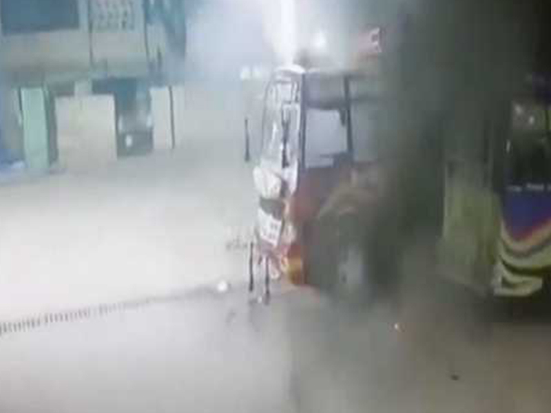 Kashmir: Second blast in bus in less than 8 hrs