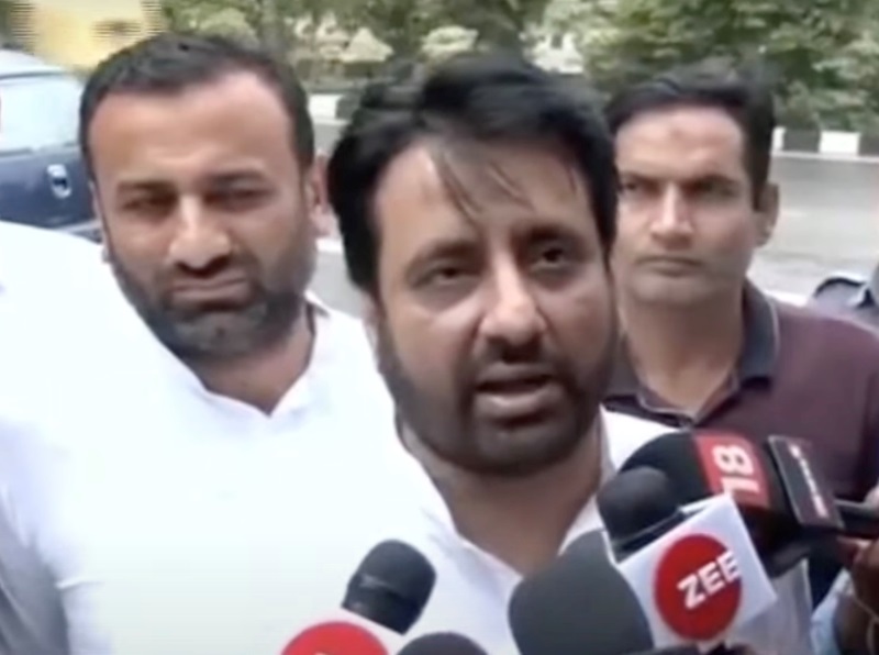 Delhi: ACB raids AAP leader Amanatullah Khan's properties