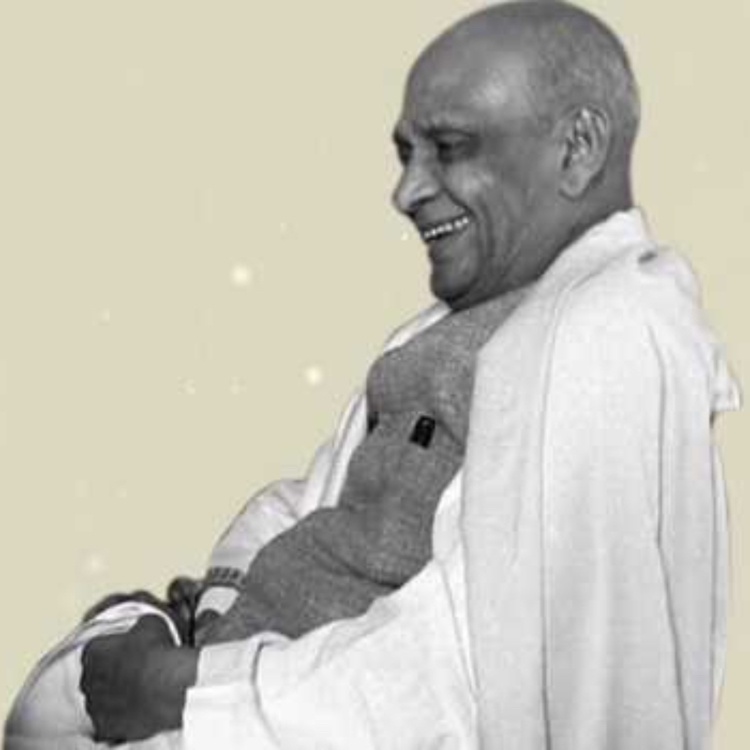 Rahul Gandhi pays tribute to Sardar Vallabhbhai Patel on his 147th birth anniversary