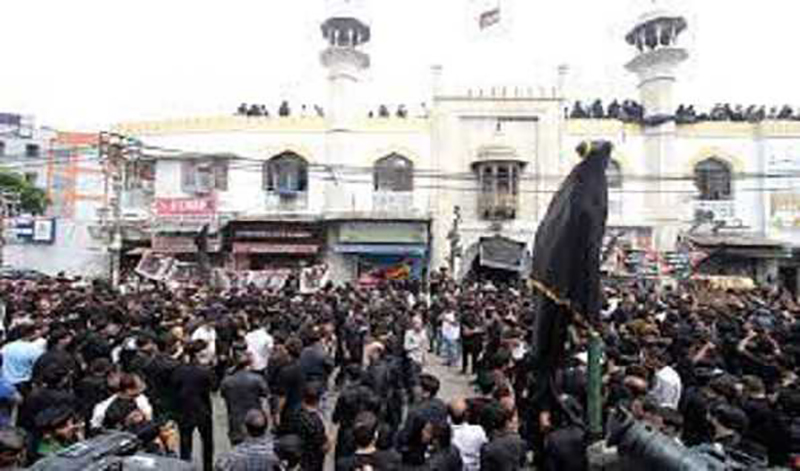 Jammu and Kashmir: Shia Muslims take out procession