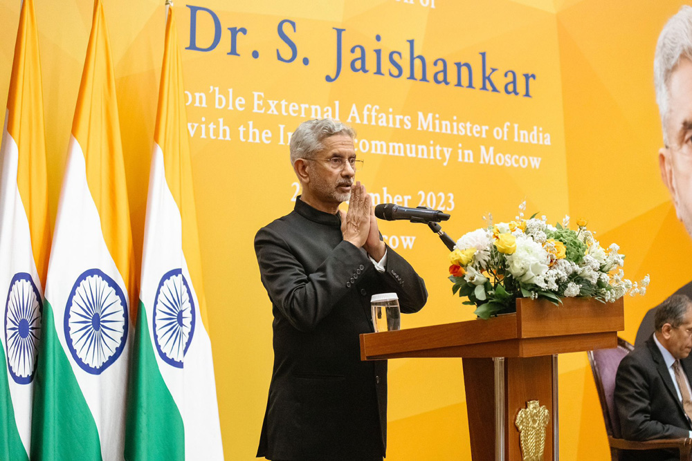EAM S Jaishankar meets Indian community members in Russia, praises their contribution to building steady relationship between two nations
