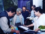 Visva-Bharati row: Mamata Banerjee hands over land documents to Amartya Sen
