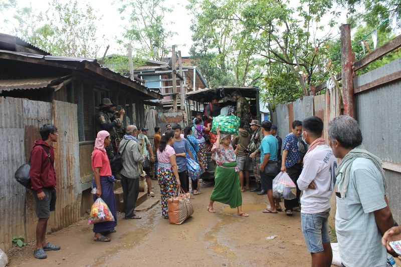 Manipur: Aided by security forces and local influencers, 124 displaced civilians return to Moreh