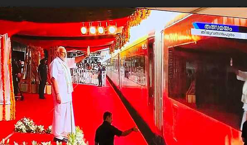 PM Modi flags off Kerala's first Vande Bharat Express