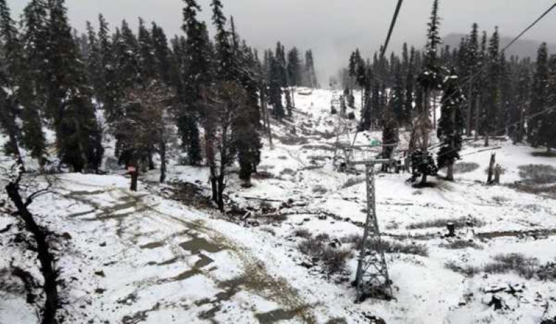 J&K: Gulmarg records season's coldest night at -6.0 after snowfall