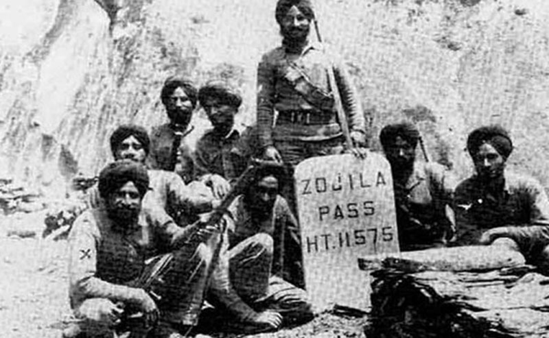 Photo courtesy: https://www.soldierstoryofkashmir.com/post/capture-of-zojila-pass