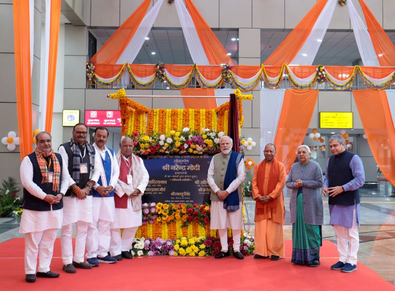 PM Modi dedicates revamped Ayodhya Dham Railway Station to the nation. (Photo Courtesy: PIB)