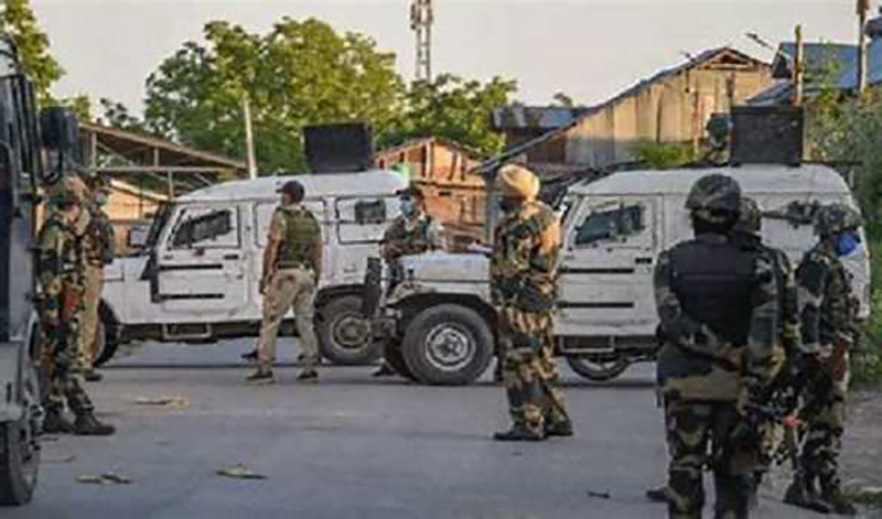 Kashmir: Two LeT associates arrested in Sopore