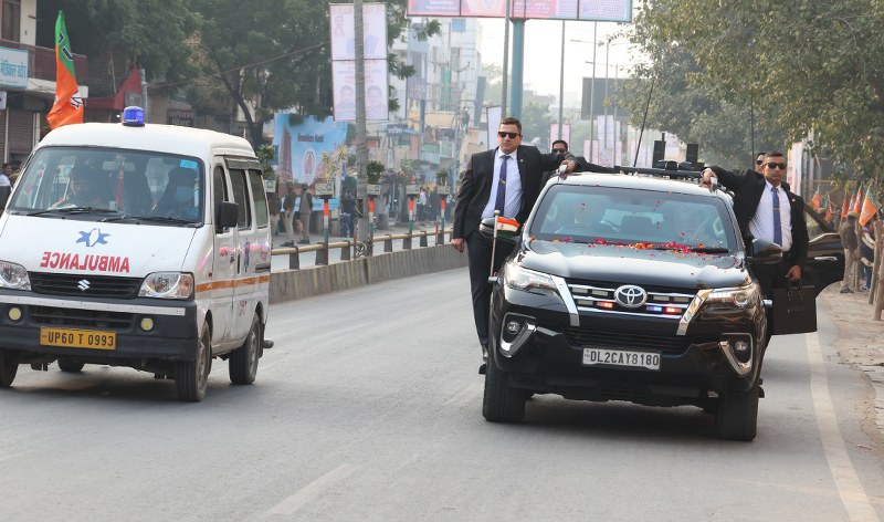 PM Modi stops convoy during Varanasi roadshow to make way for ambulance