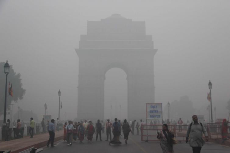 BJP slams AAP over air pollution in Delhi