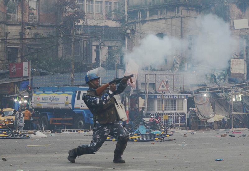 ISF workers clash with Kolkata Police, several hurt