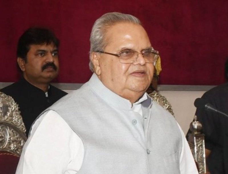 CBI summons former J&K Governor Satya Pal Malik for questioning in Rs 300 cr bribery case