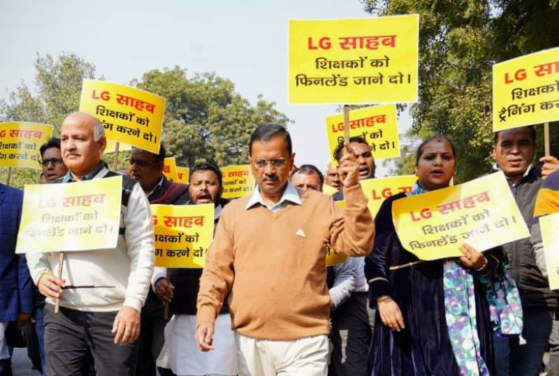 Arvind Kejriwal leads AAP's march against Delhi L-G over teachers' Finland trip