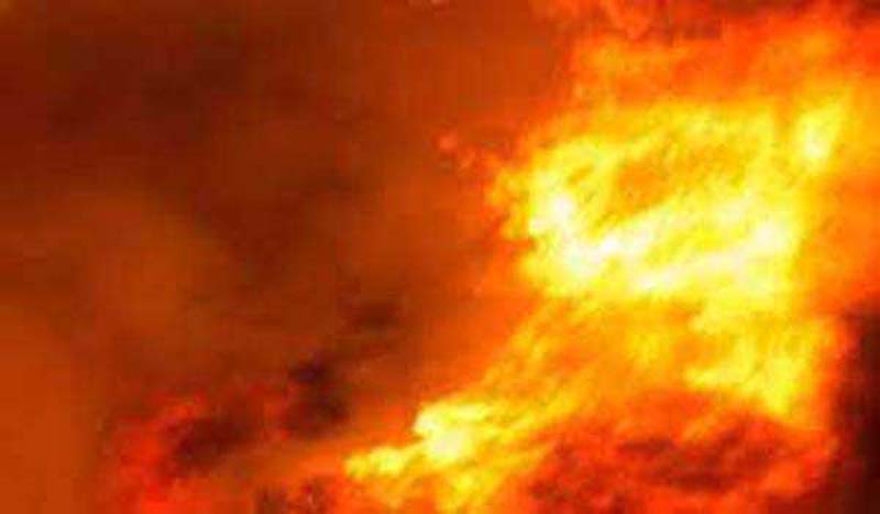 Kolkata: Fire breaks out at chemical godown in Bowbazar