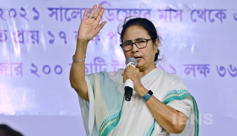 'All stand together and cheer for successful soft landing of Chandrayaan-3': Mamata Banerjee