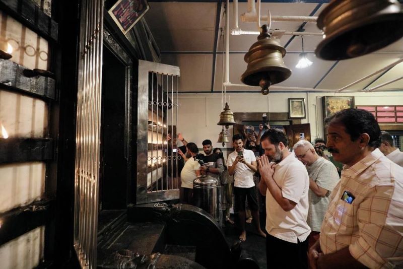 Rahul Gandhi visits temple, witnesses Kathakali arts form at Malappuram