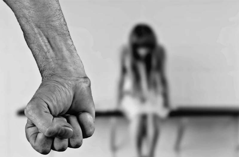 Uttar Pradesh: Girl raped in moving car, commits suicide