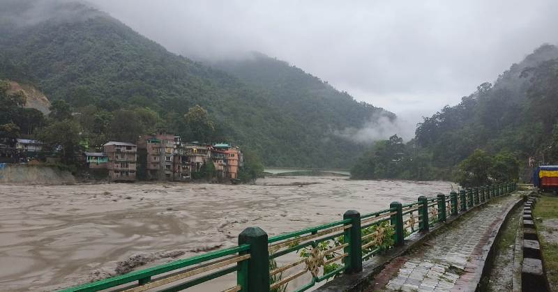 Flash flood hits Sikkim: 23 Indian Army personnel missing