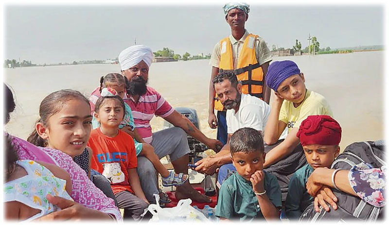 Punjab: Local hero braves floodwaters to rescue villagers