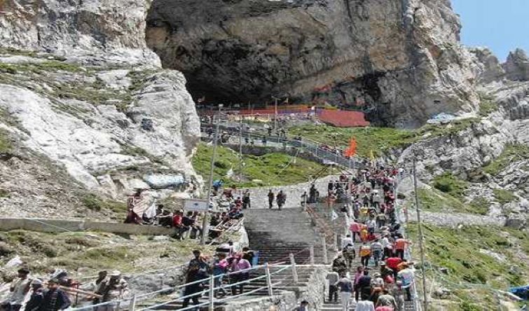 Amarnath Yatra temporarily suspended due to inclement weather