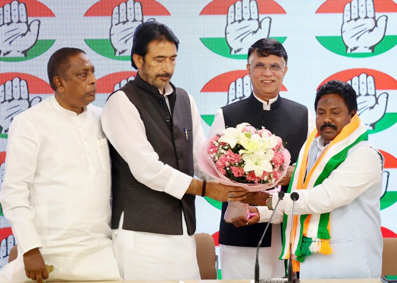 Jharkhand's BJP leader Jai Prakash Bhai Patel joins Congress