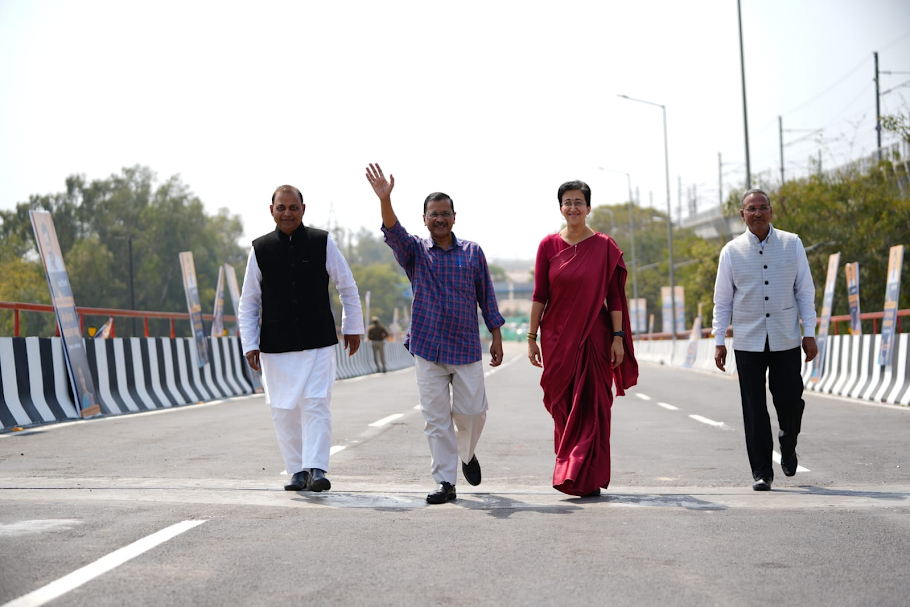 Delhi CM Kejriwal inaugurates 3-lane Moti Nagar flyover