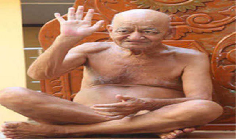 Digambar Jain monk Acharya Vidyasagar dies at 77, PM Narendra Modi mourns