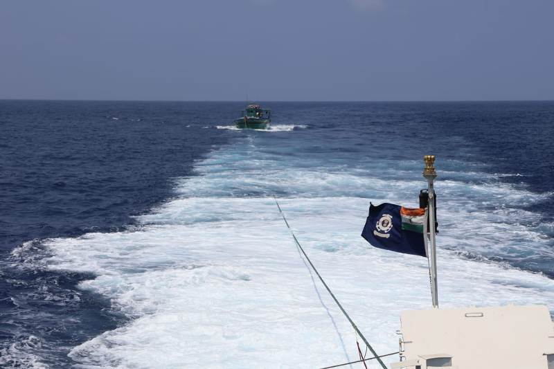Indian Coast Guard rescues a stranded fishing boat off Karnataka