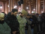 Mirwaiz allowed to offer Friday prayers at Jamia Masjid in Jammu and Kashmir's Srinagar
