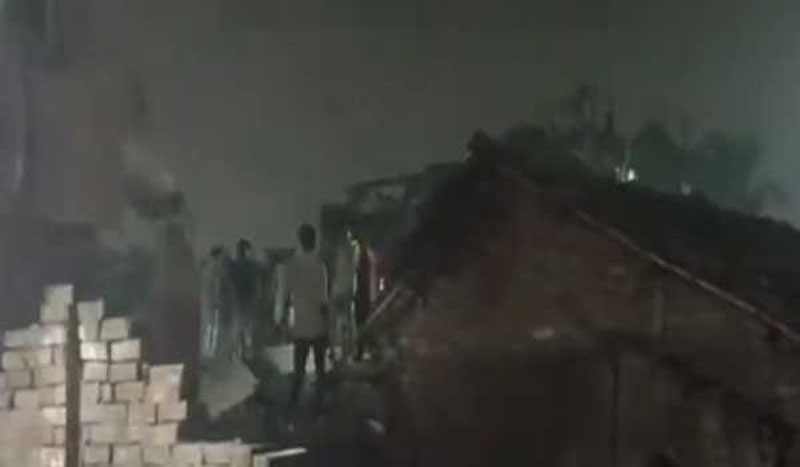 Five, including two women, die after under-construction building collapse in Kolkata