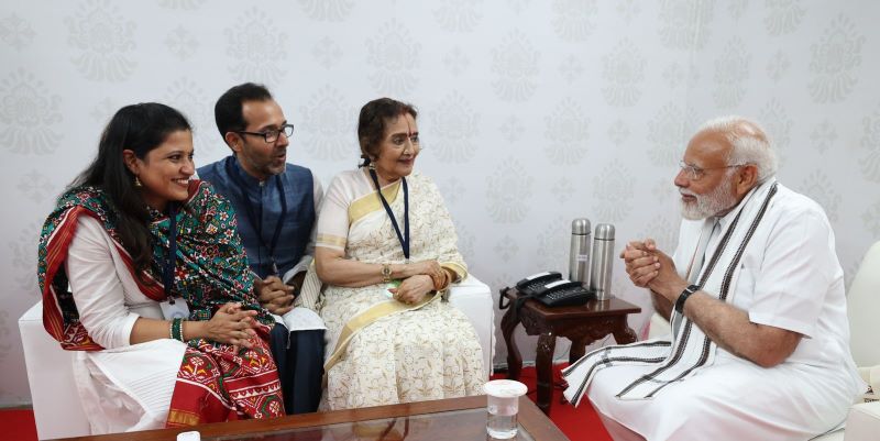 PM Modi meets actress Vyjayanthimala in Chennai