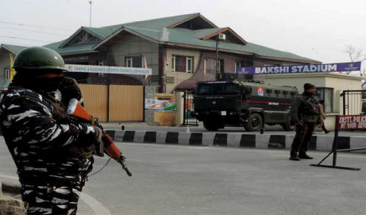 A day ahead of the R-Day, security stepped up in Kashmir
