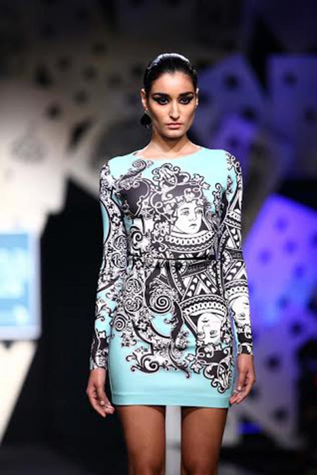 Wills Fashion Week: Pankaj & Nidhi