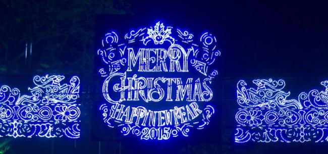 Christmas fever grips Kolkata