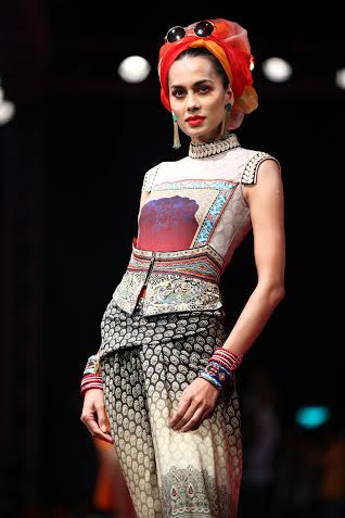 Models walk for Tarun Tahiliani 