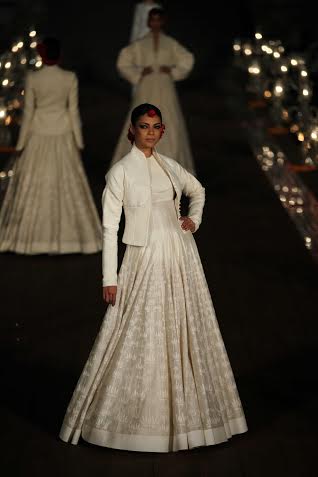 Rohit Bal showcases his collection at WLIFW 
