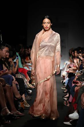 Sanjay Garg showcases collection at LFW   