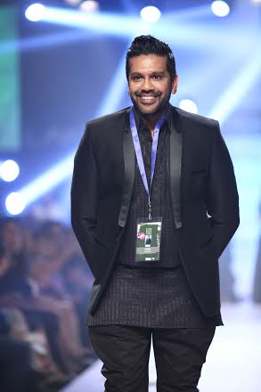 Diana Penty  walks the ramp at Lakme Fashion Week  